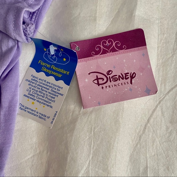 Disney Princess Lavender Sleep Shirt Size 7/8 - Picture 3 of 5